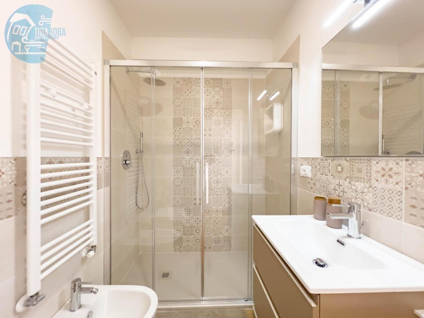 Cassa Di Risparmio 11 Tirabora Short Rent Trieste Bagian luar foto