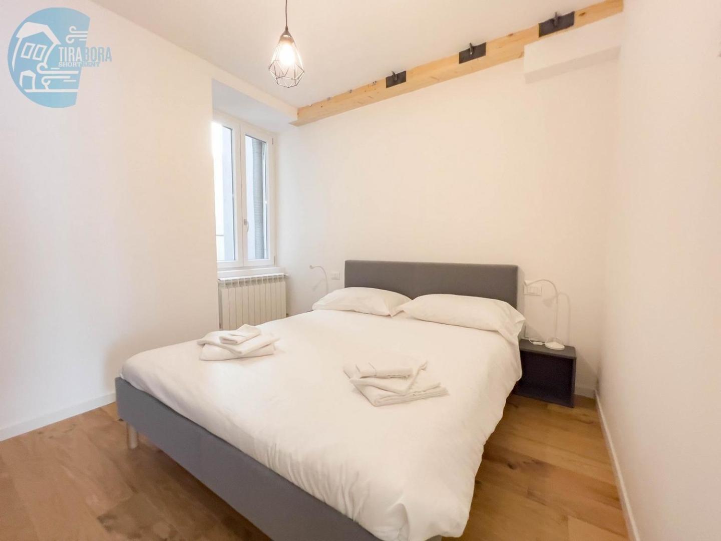 Cassa Di Risparmio 11 Tirabora Short Rent Trieste Bagian luar foto